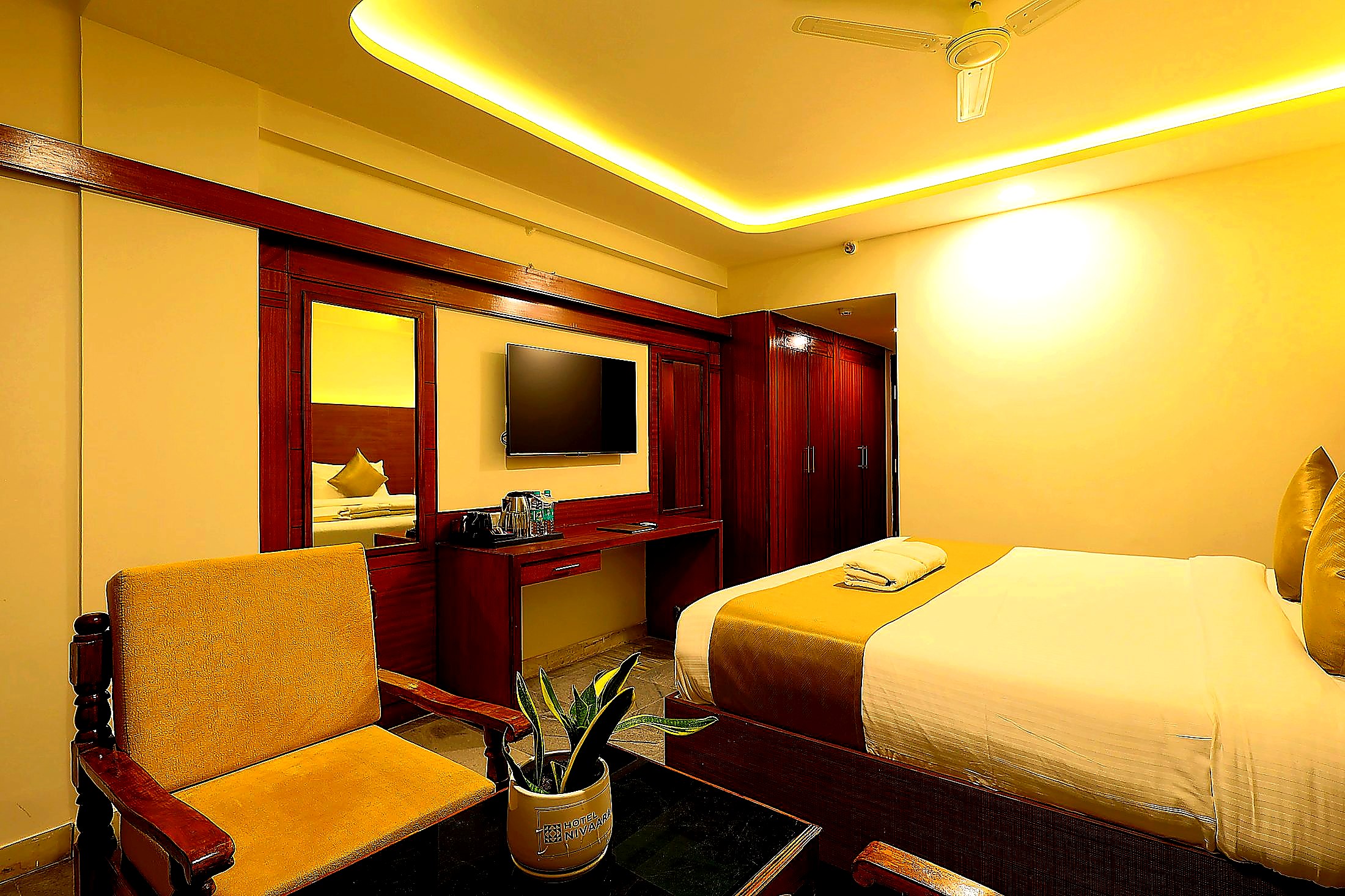 Superior room with seating area
